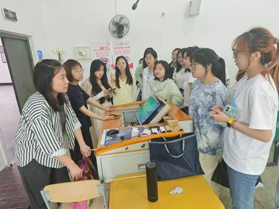 c85eaacff4081aa1b2748222b7429f8